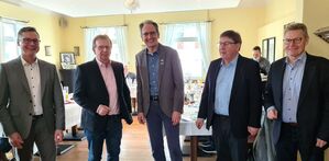 v.l.n.r.: Ralf Eisenhauer, Matthias Baaß, Ralf Göck, Lothar Quast und Hans-Dieter Schneider